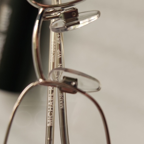 Michael Kors Titanium Wire, Bead Accent Eyeglass Frames with oval leather case - Picture 4 of 6